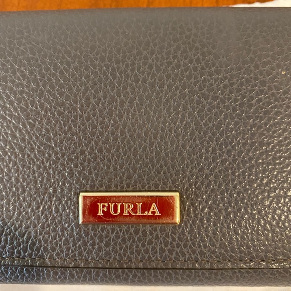 EUC Furla Grey Saffino Leather Large Wallet - Picture 2 of 8